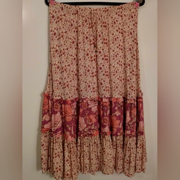 Spell & The Gypsy Winona tiered skirt "Berry" size Large NWOT - Picture 6 of 13
